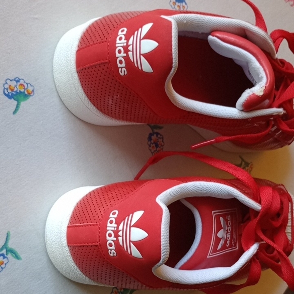 Adidas Superstar Perforated Red and White Shell Toe Sneakers Size 11.5 - Picture 9 of 9